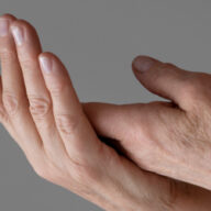 Comment lutter contre le vieillissement des mains ?
