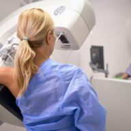 Implants mammaires et mammographie : ce qu’il faut savoir