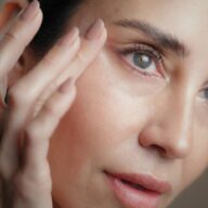 Rajeunissement facial : laser, radiofréquence ou injections, quelle méthode choisir ?