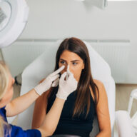 Comment choisir son chirurgien pour une rhinoplastie chirurgicale réussie ?