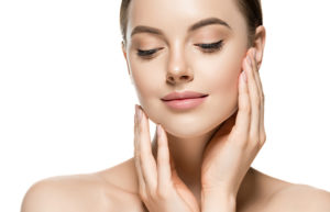 Transformez votre visage grâce à la technique du transfert de graisse ou lipostructure
