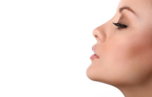 Apprenez tout ce dont vous devez prendre compte avant d'envisager une rhinoplastie