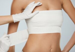 Quelles sont les suites d’une augmentation par Mia ? | Leman Aesthetic Clinic | Genève | Vaud